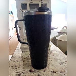 Brumate Onyx Leopard Toddy XL